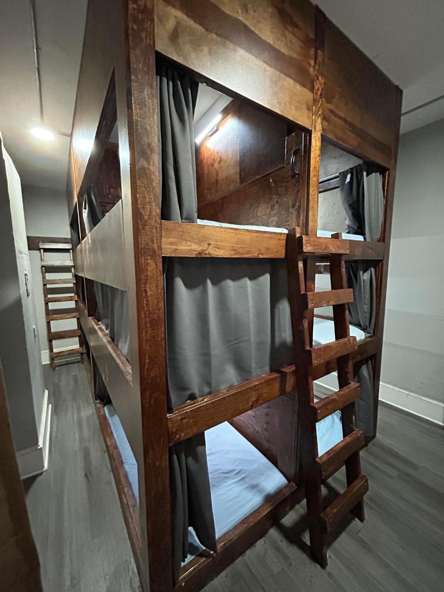 Philly Coed Dorm!! 15 Min Train To Center City!! Philadelphia Buitenkant foto